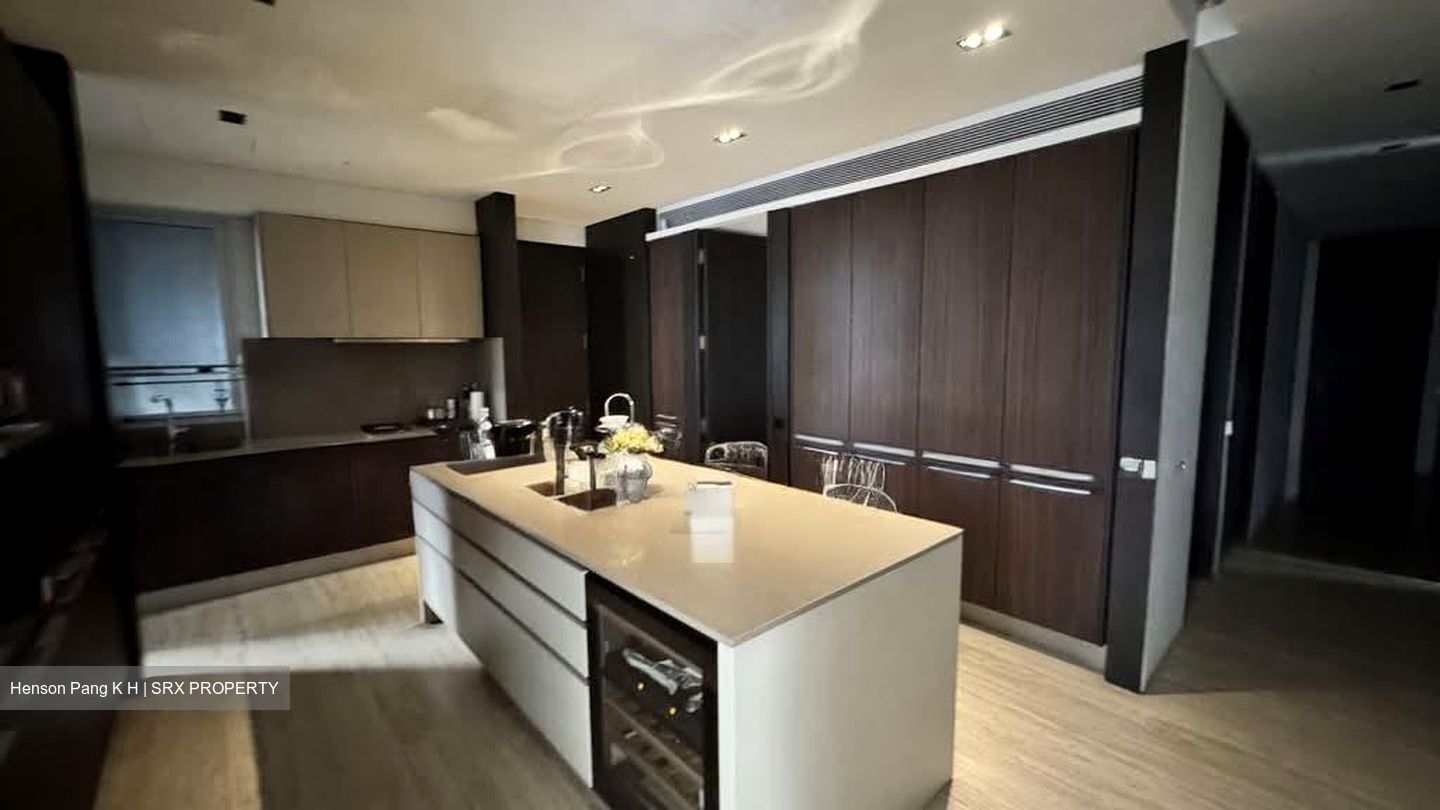TwentyOne Angullia Park (D9), Condominium #555462881